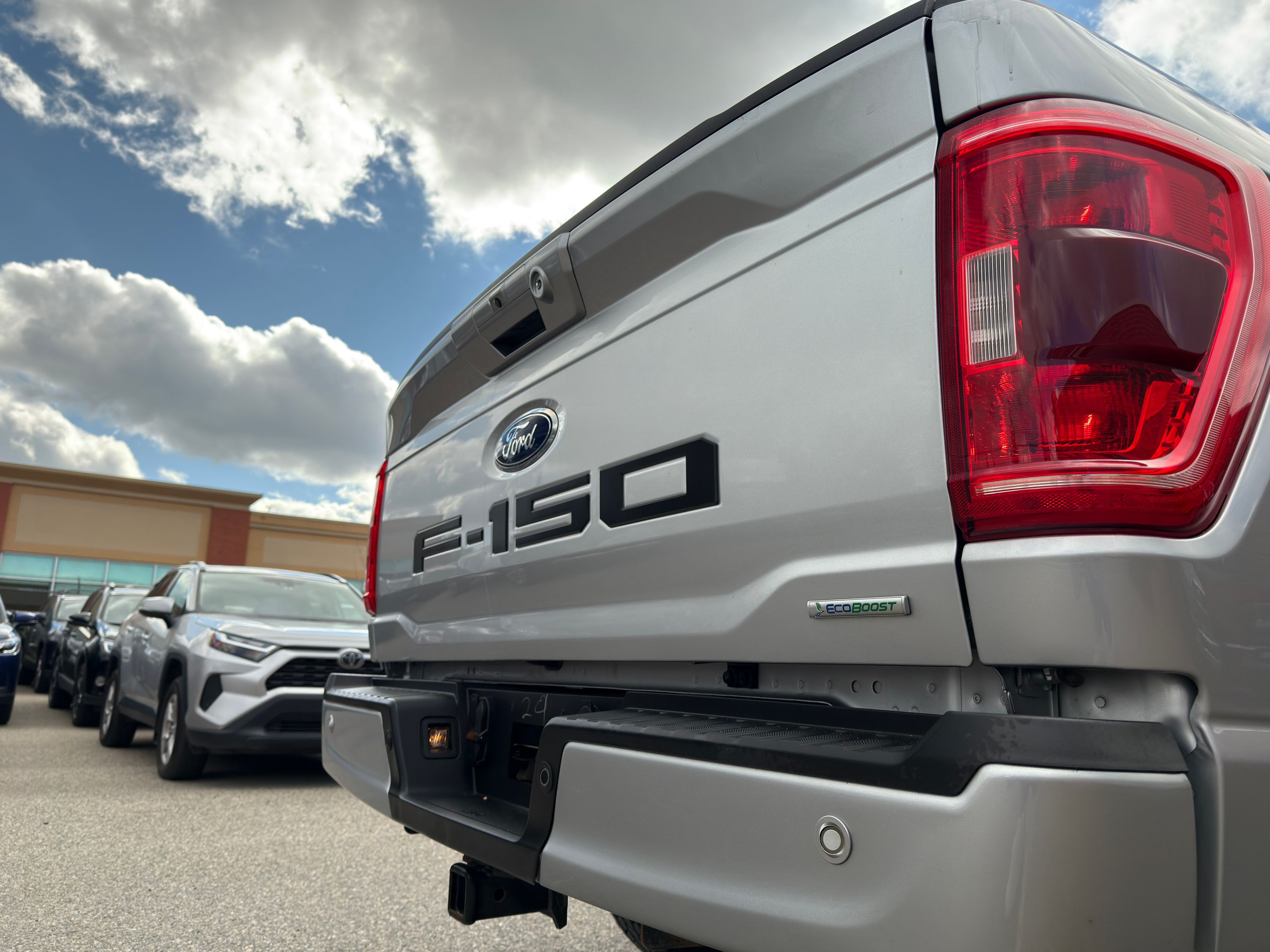 2022 Ford F-150 - Image 10