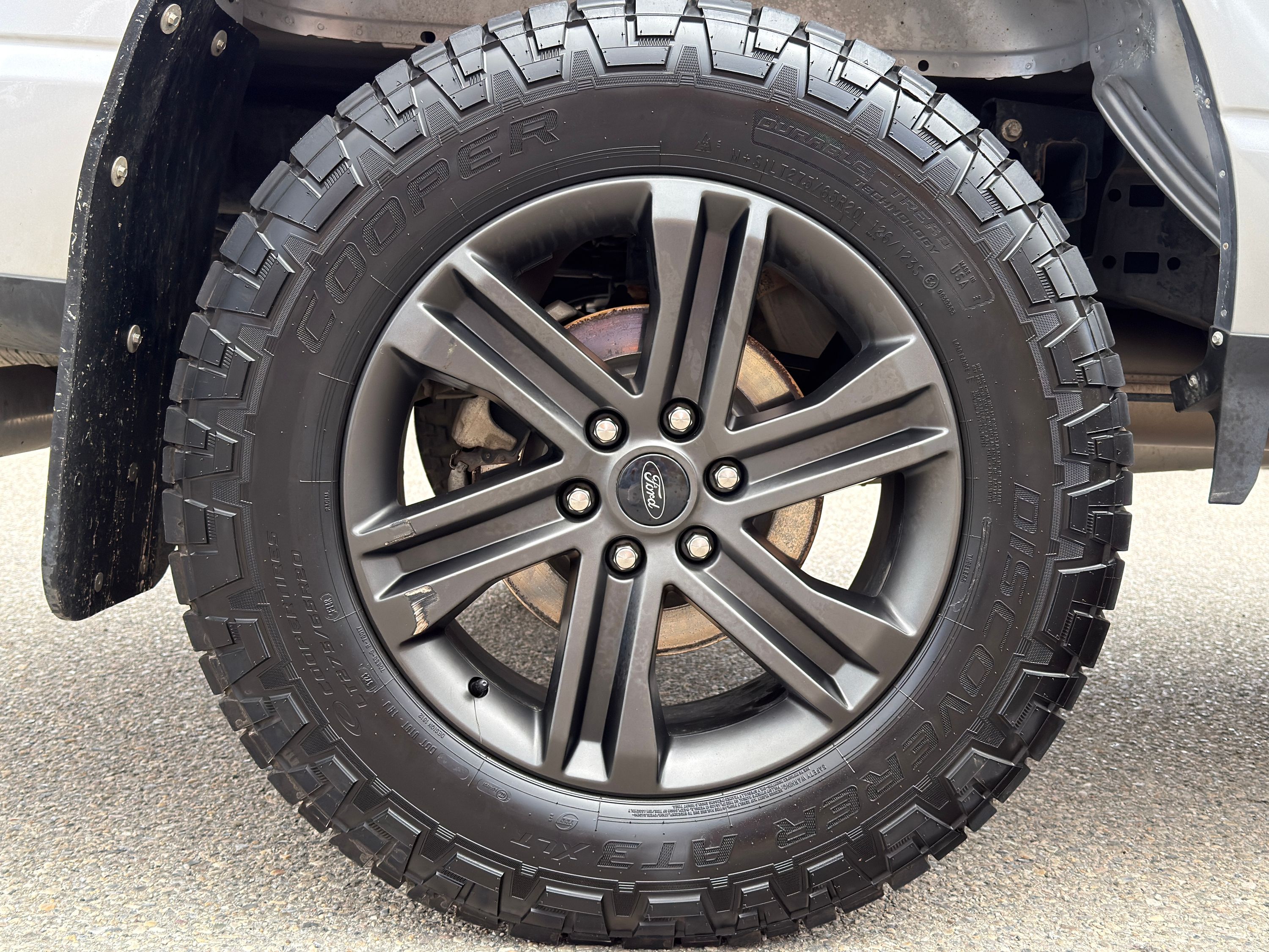2022 Ford F-150 - Image 9