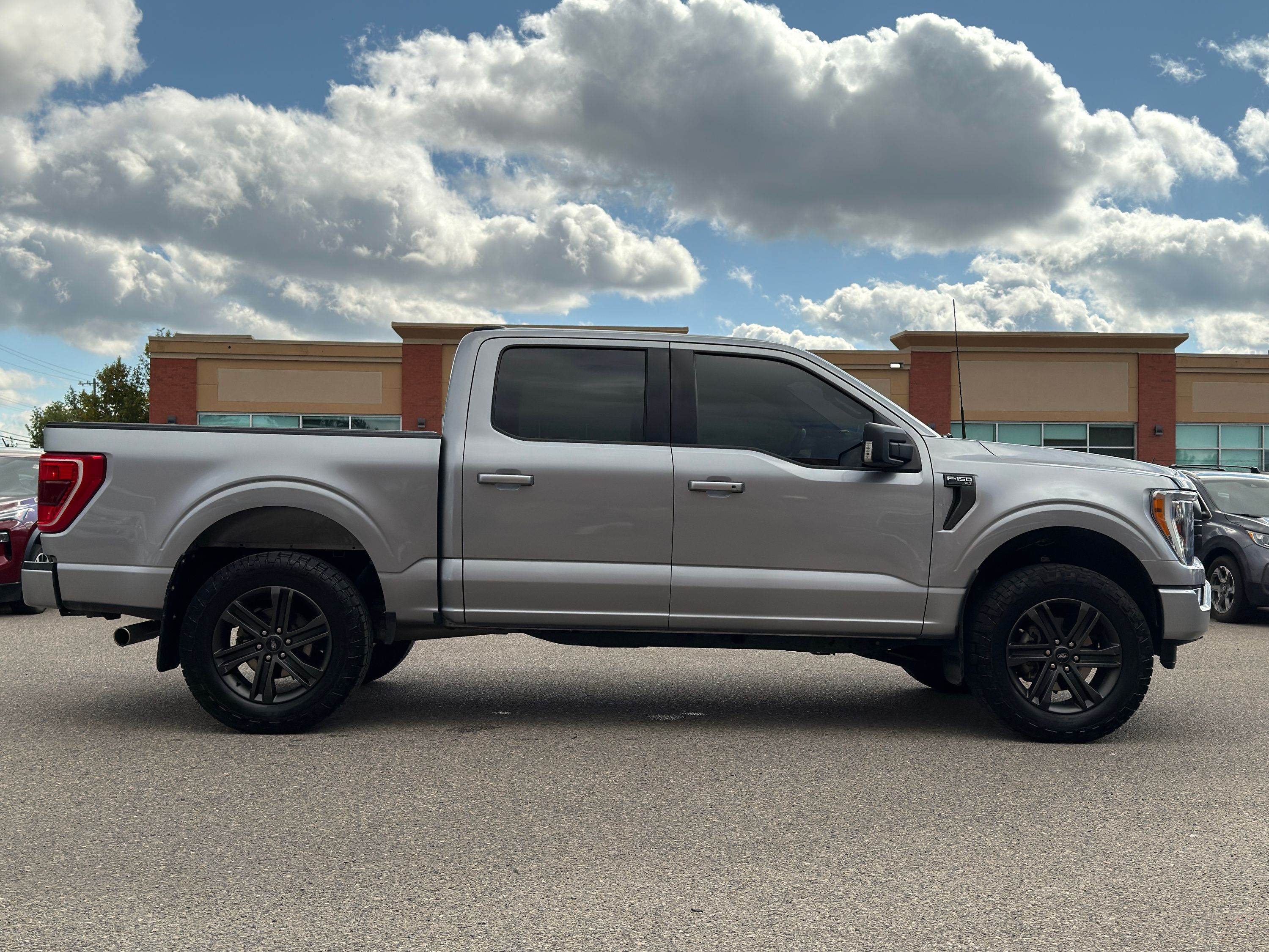 2022 Ford F-150 - Image 8
