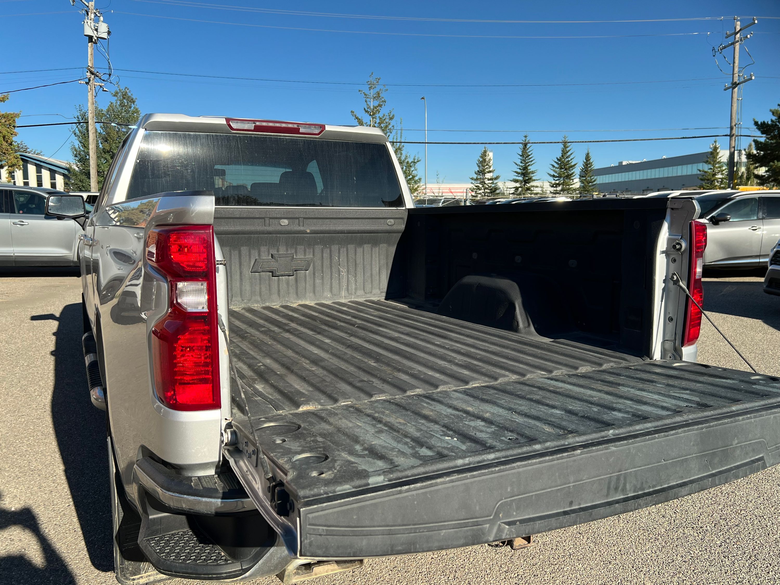 2022 Chevrolet Silverado 1500 Limited - Image 10