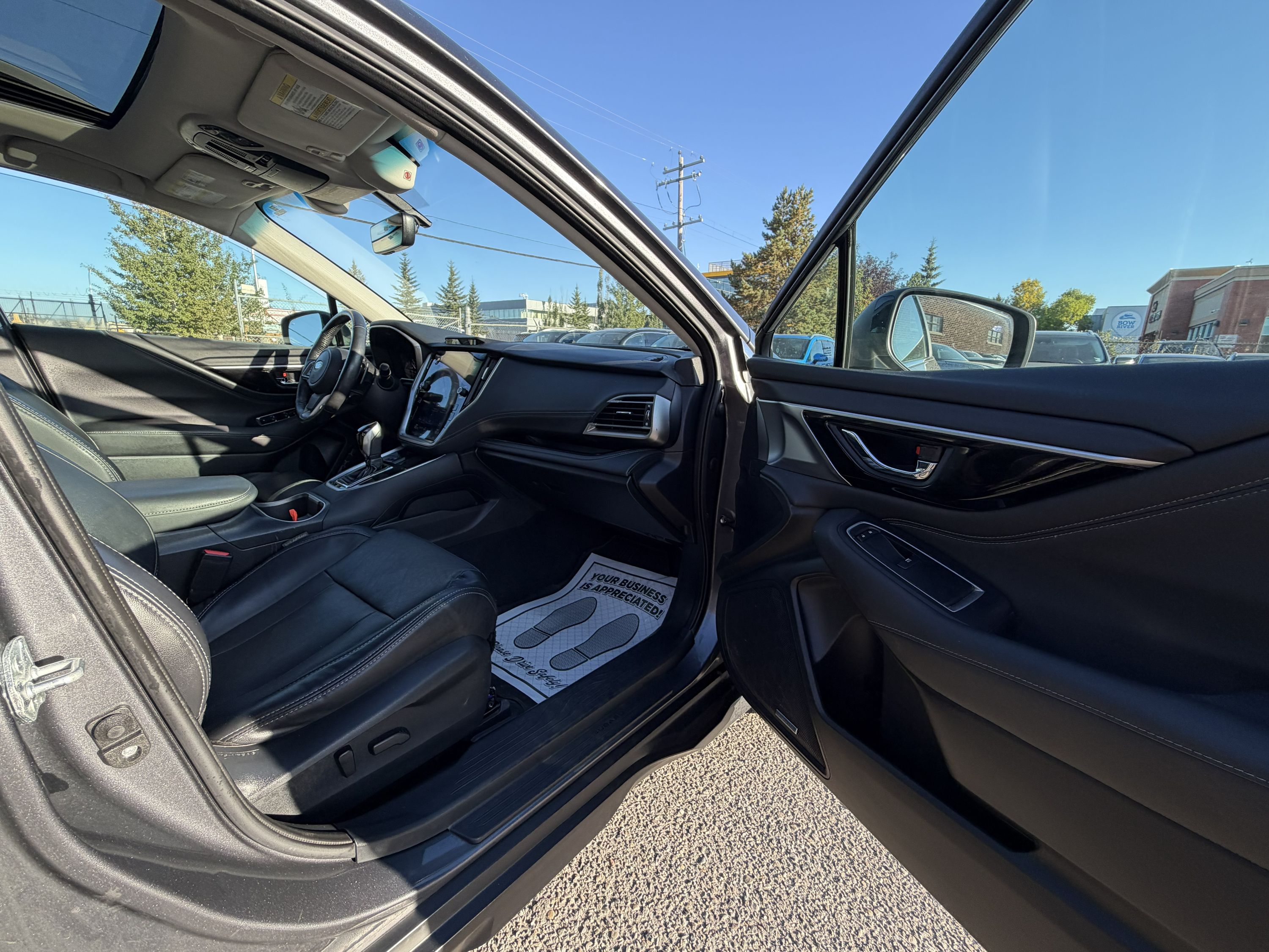 2022 Subaru Outback - Image 16