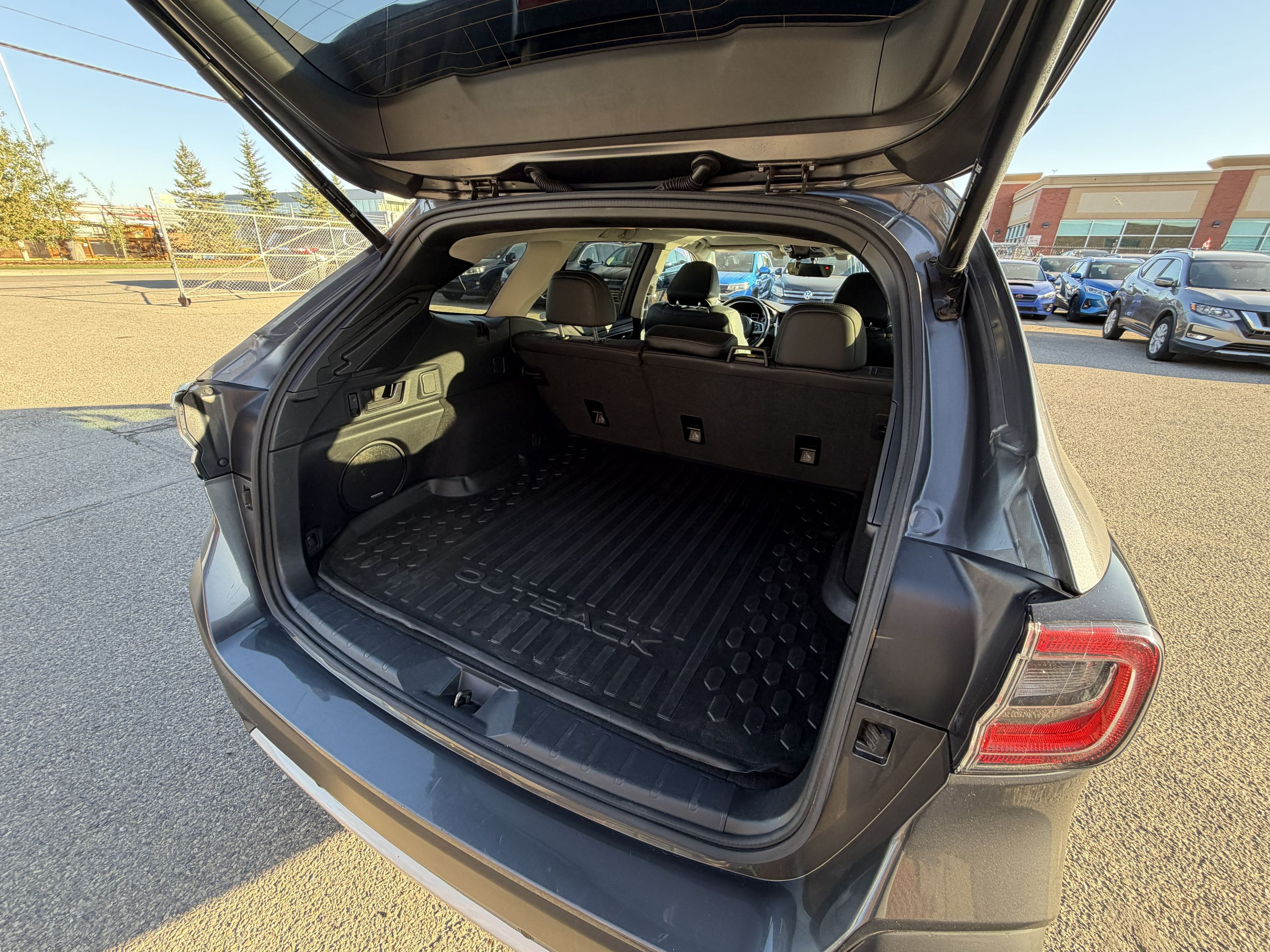 2022 Subaru Outback - Image 15