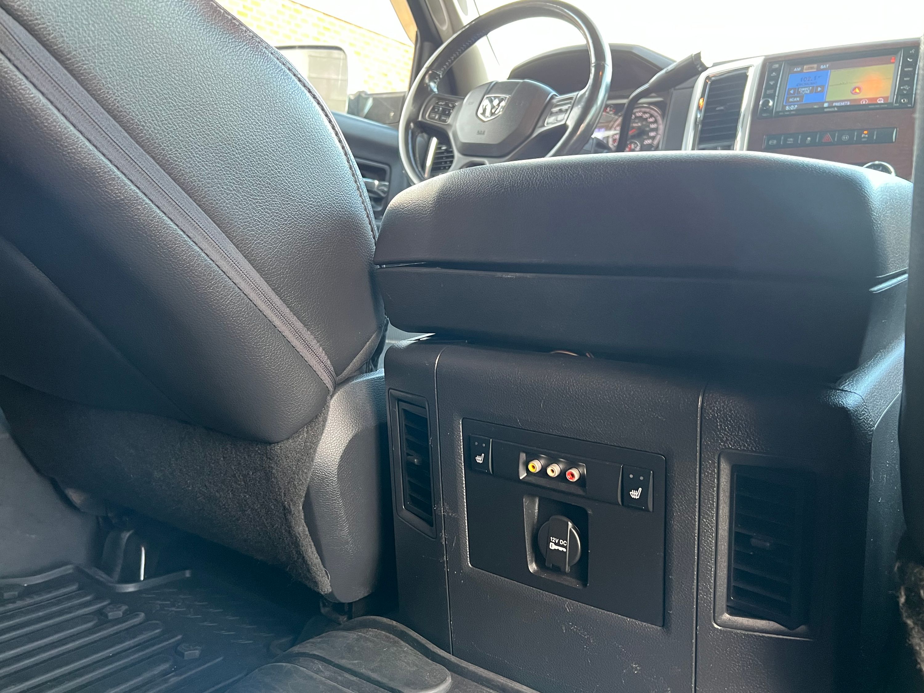 2012 Dodge Ram 3500 Pickup - Image 15