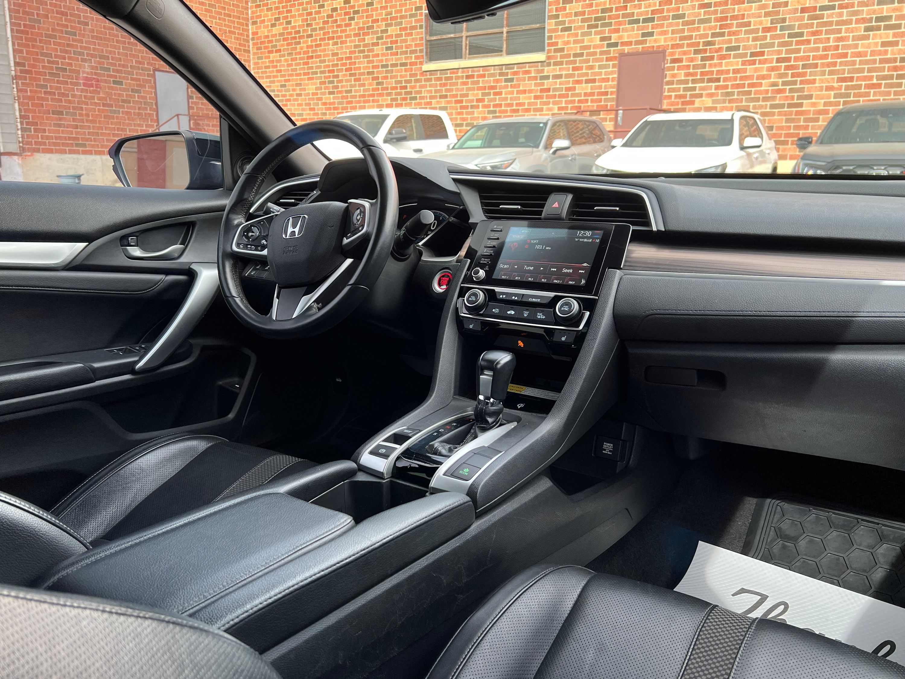 2020 Honda Civic Coupe - Image 13