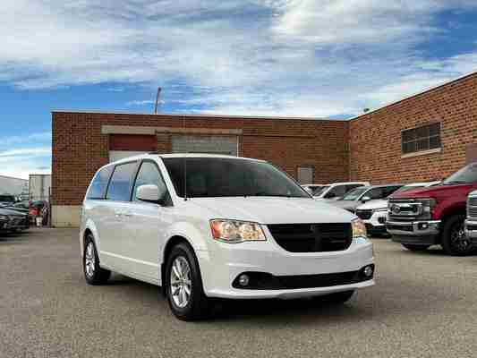 2019 Dodge Grand Caravan SXT Premium Plus, photo 1