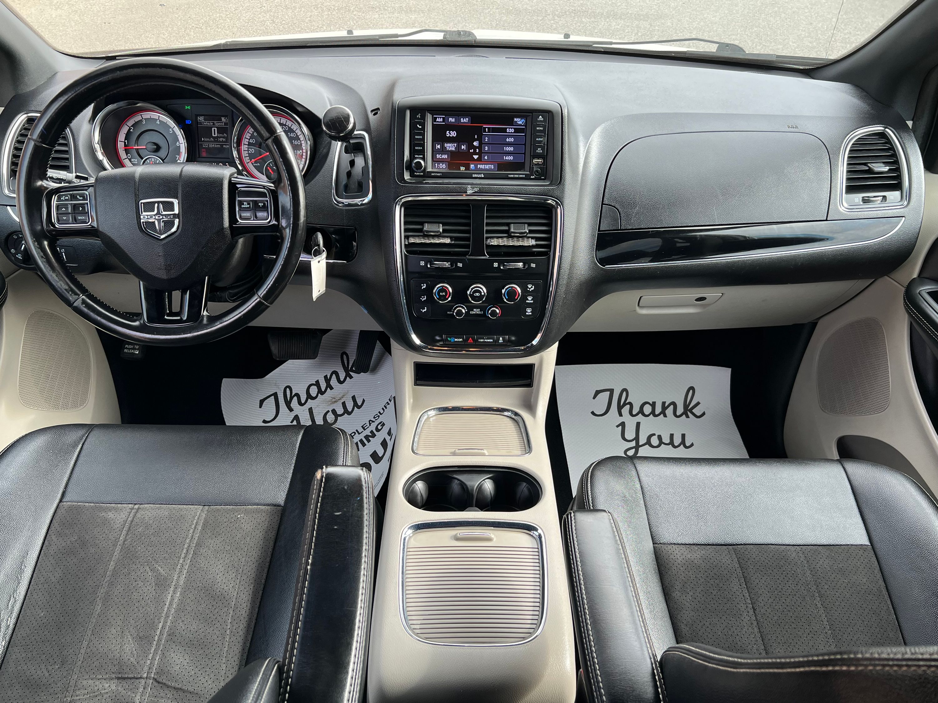 2019 Dodge Grand Caravan SXT Premium Plus - Image 12