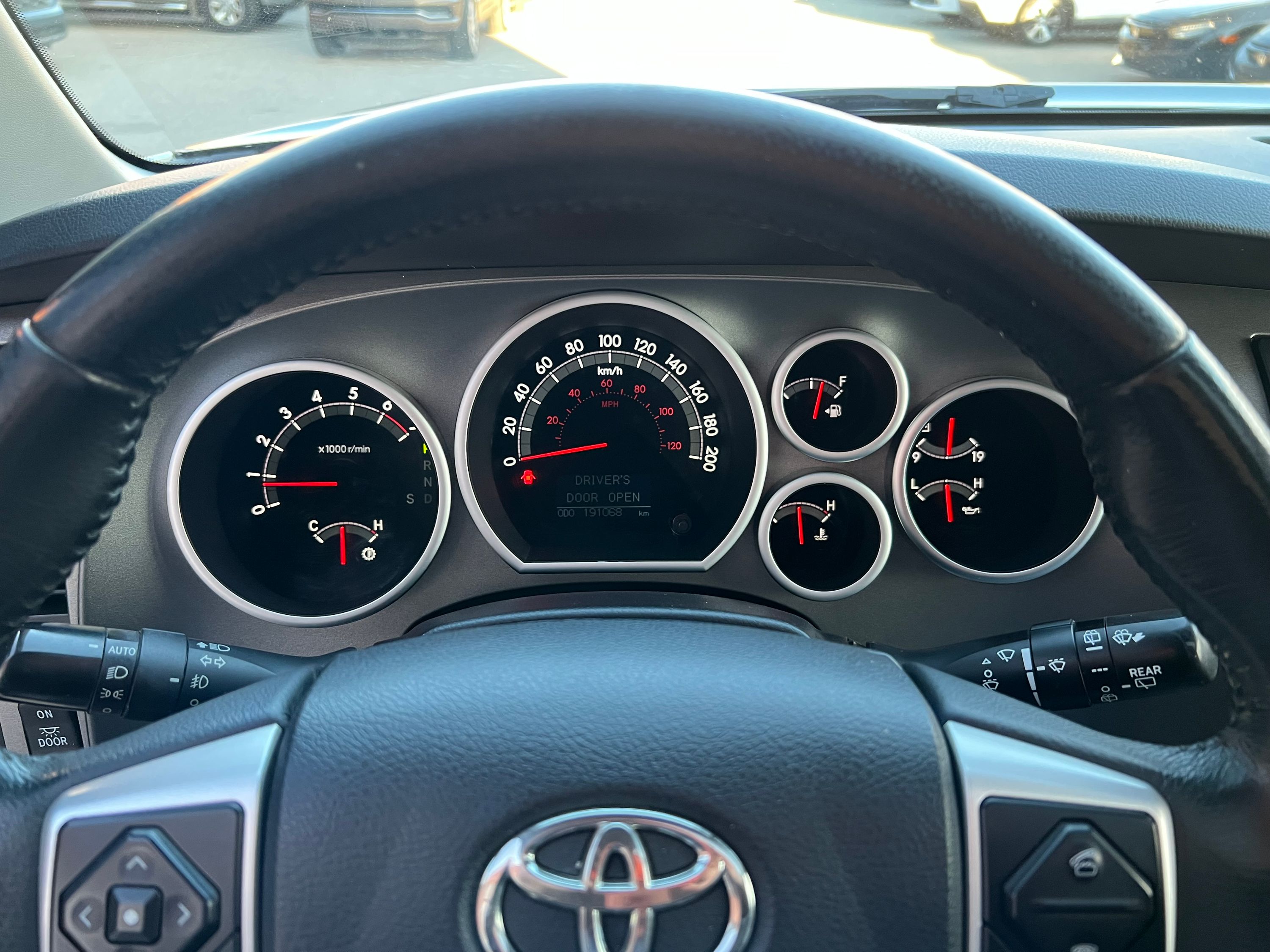 2017 Toyota Sequoia Limited - Image 16