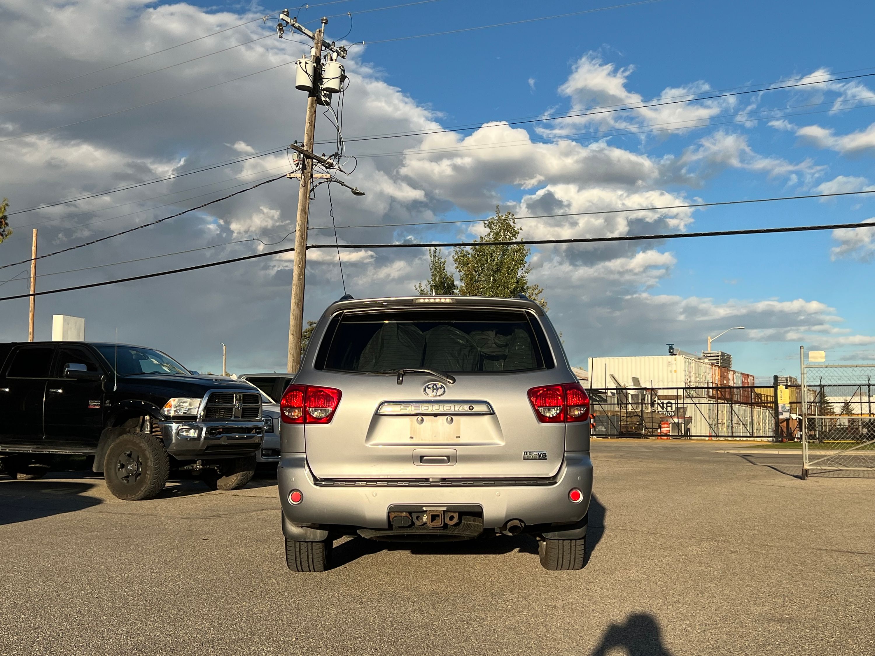 2017 Toyota Sequoia Limited - Image 6