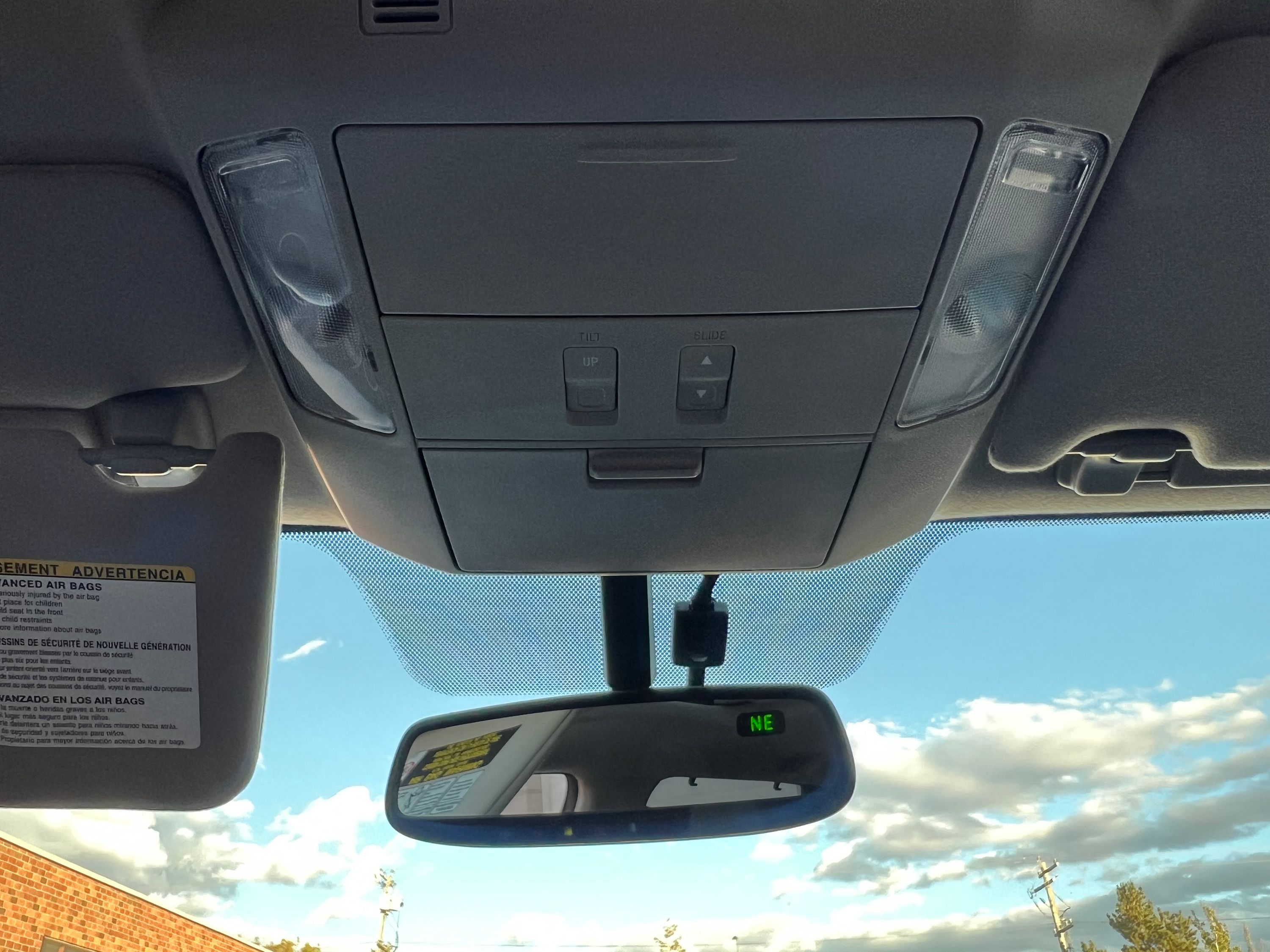 2017 Toyota Sequoia Limited - Image 20