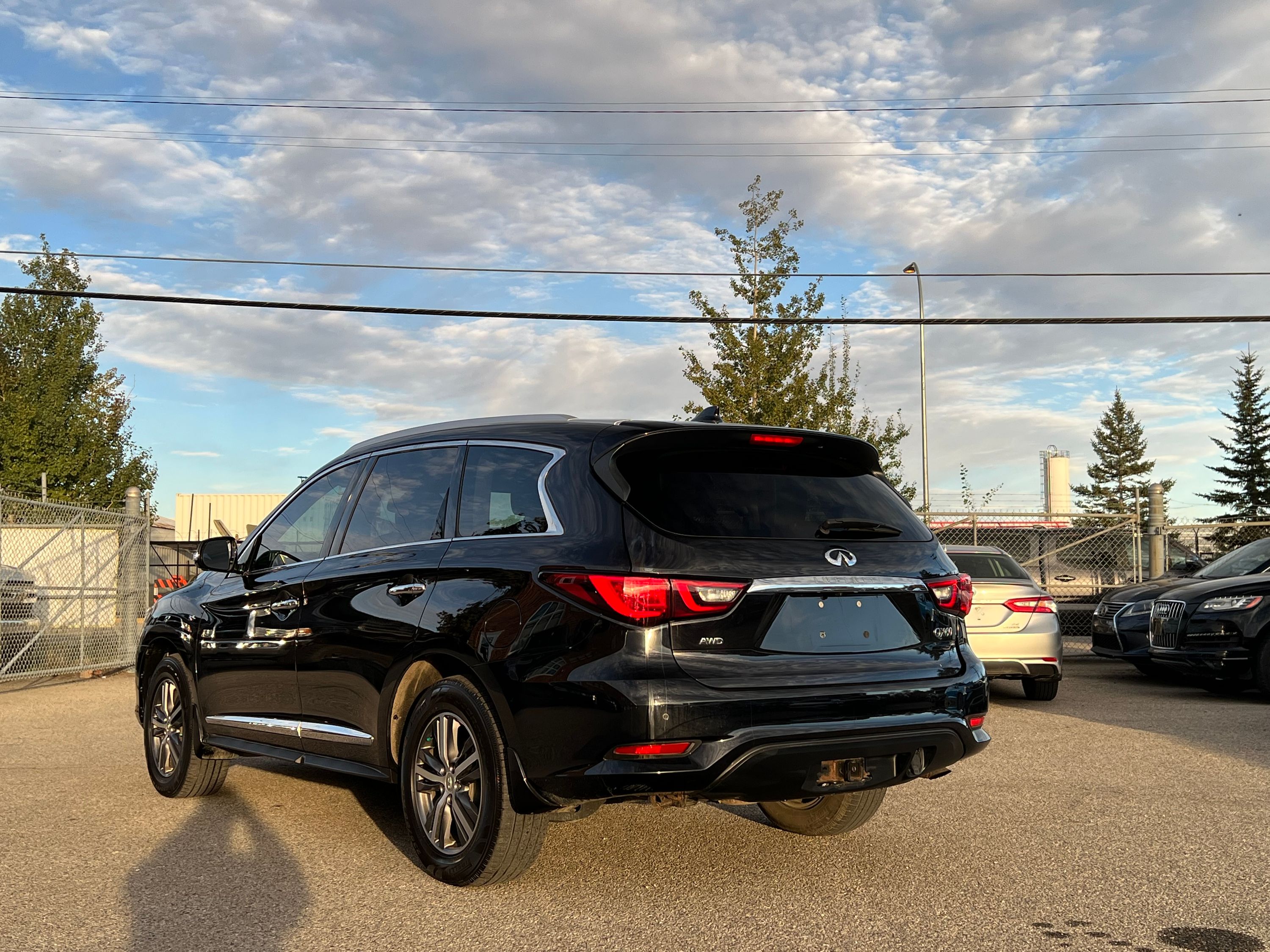 2020 INFINITI QX60 Essential - Image 5