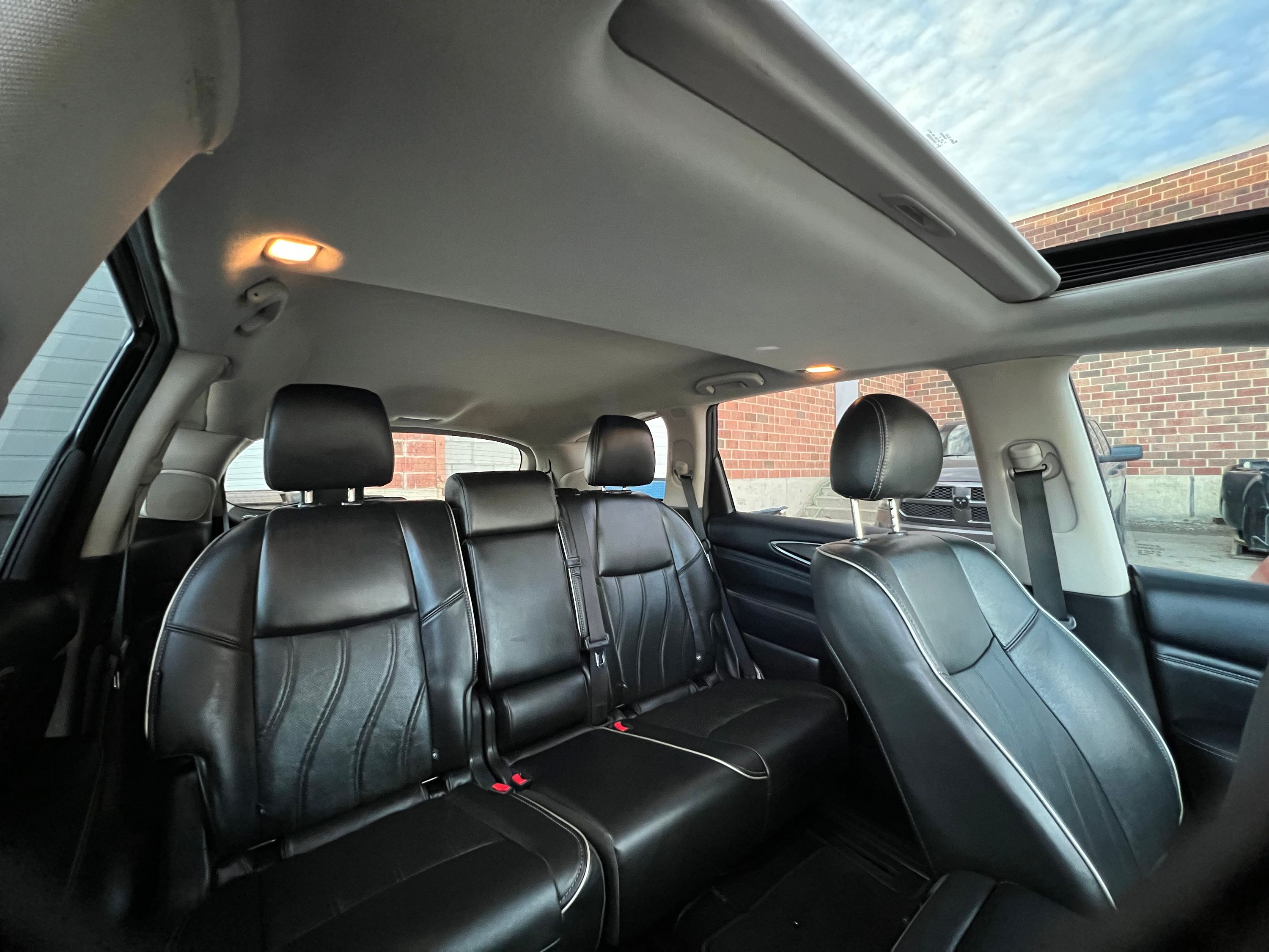 2020 INFINITI QX60 Essential - Image 14