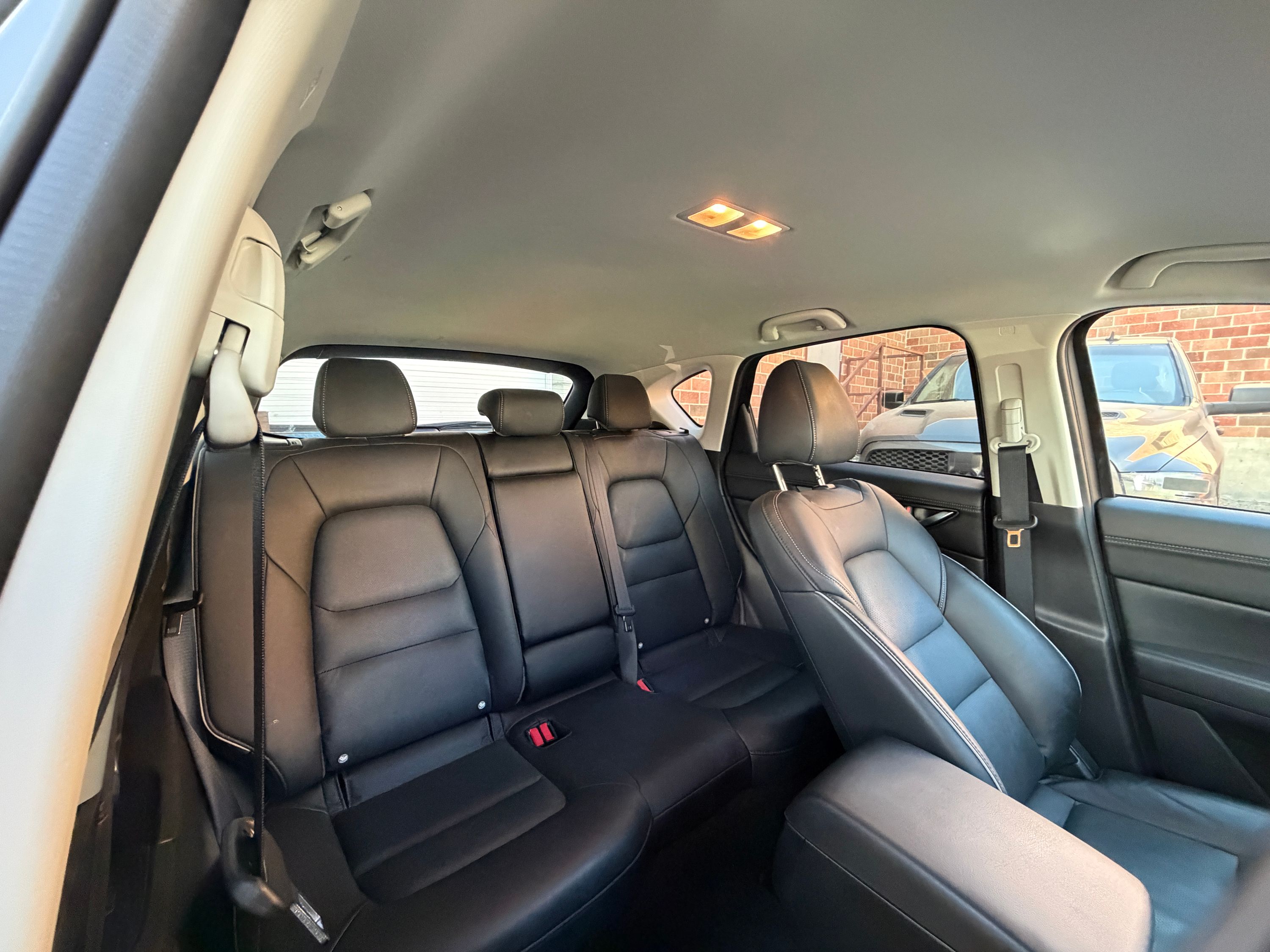 2025 Mazda CX-5 S Carbon Edition, photo 14