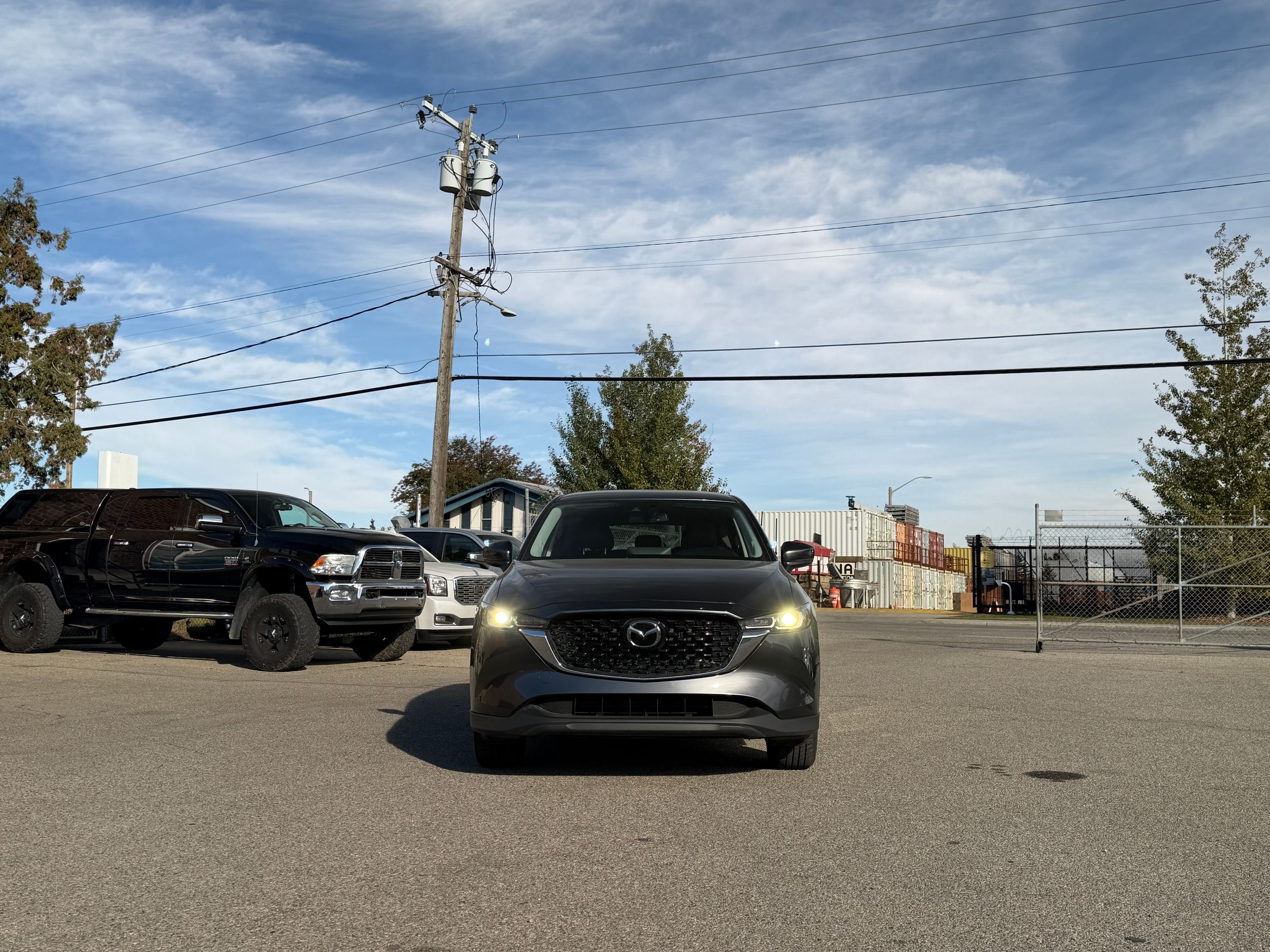 2025 Mazda CX-5 S Carbon Edition, photo 2