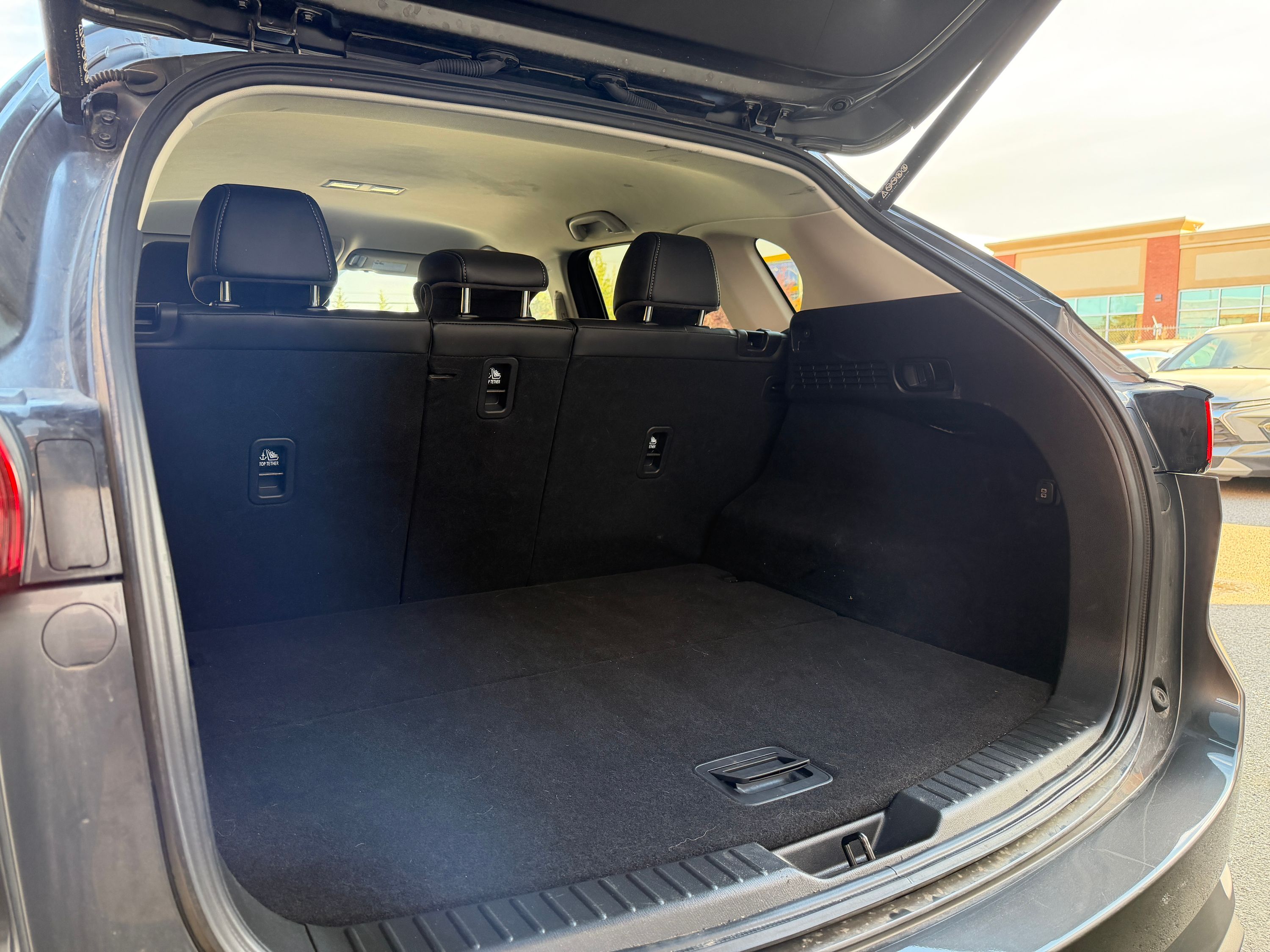 2025 Mazda CX-5 S Carbon Edition, photo 10