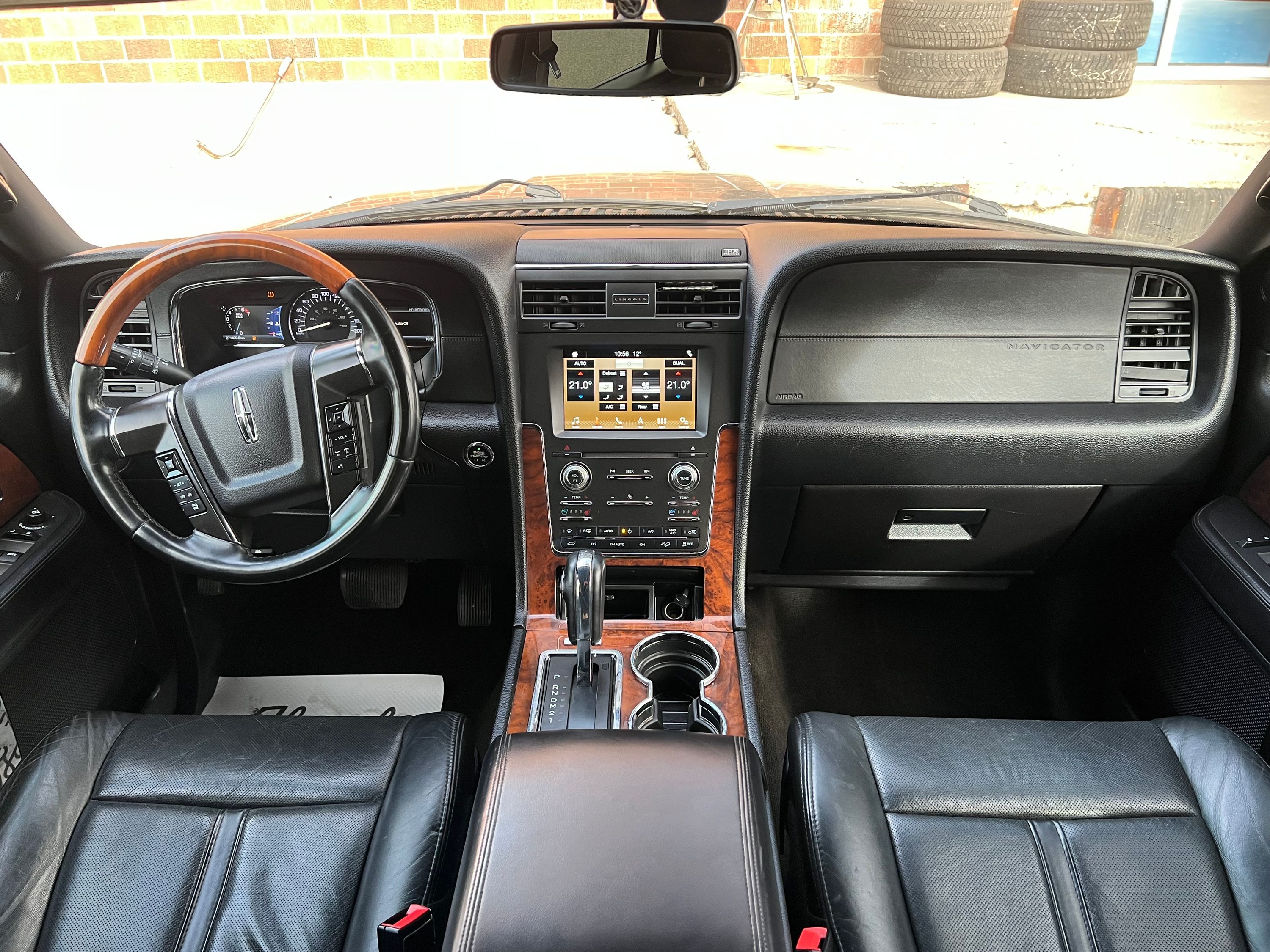 2016 Lincoln Navigator Select, photo 12