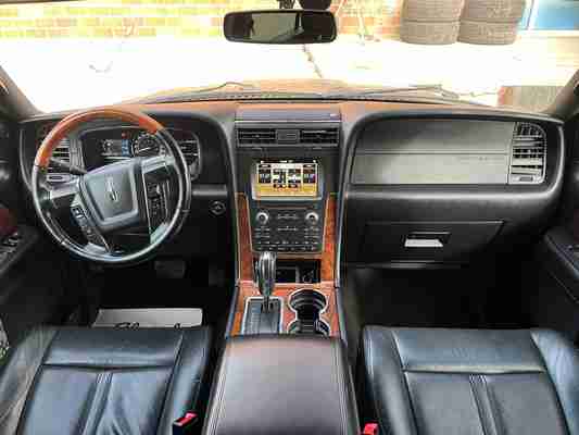 2016 Lincoln Navigator Select, photo 12