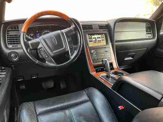 2016 Lincoln Navigator Select, photo 11