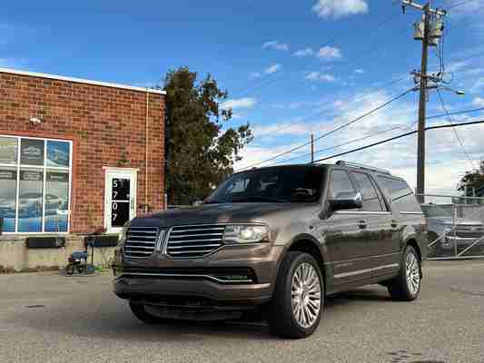 2016 Lincoln Navigator Select, photo 3
