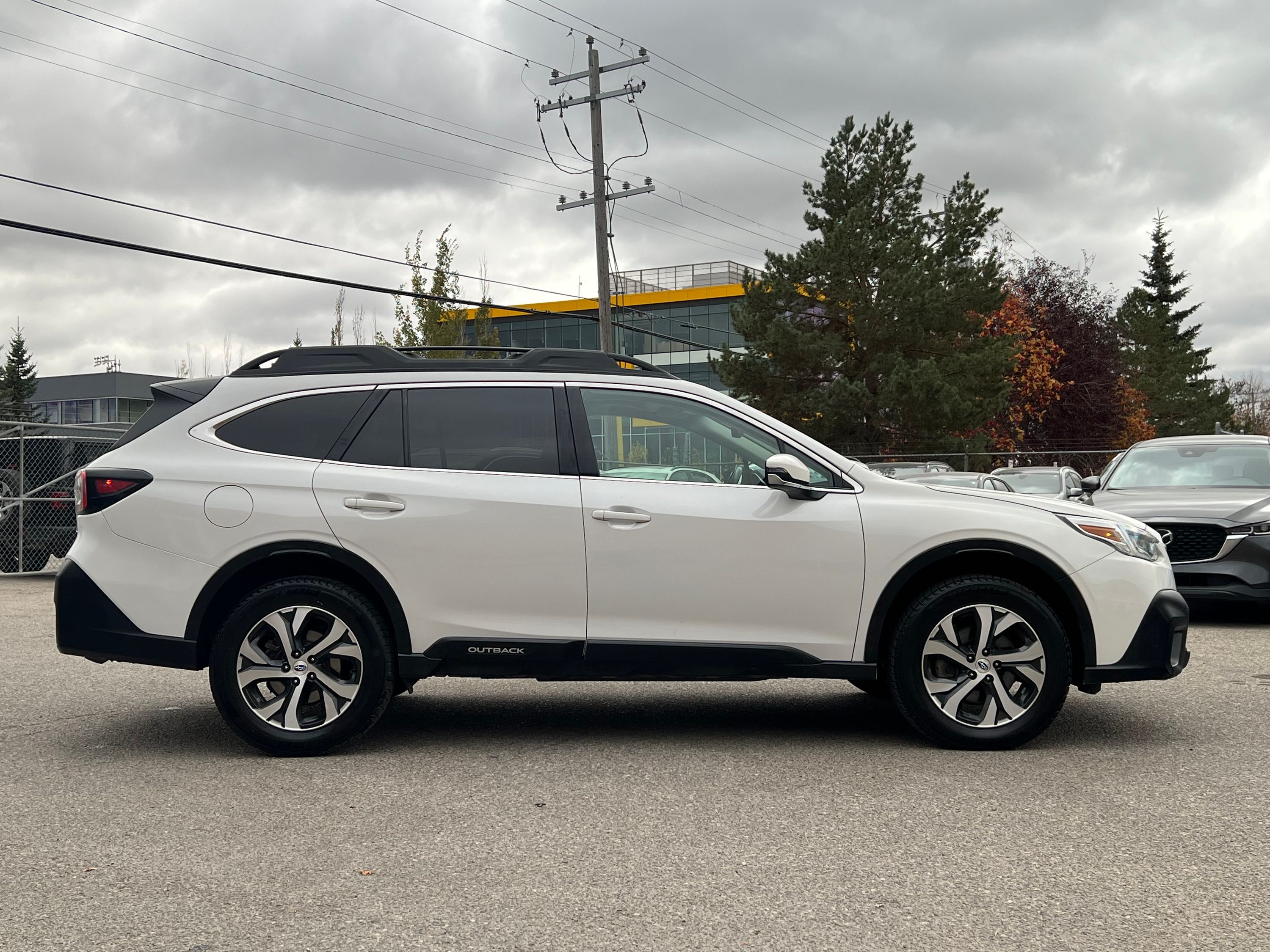 2021 Subaru Outback Limited XT, photo 8