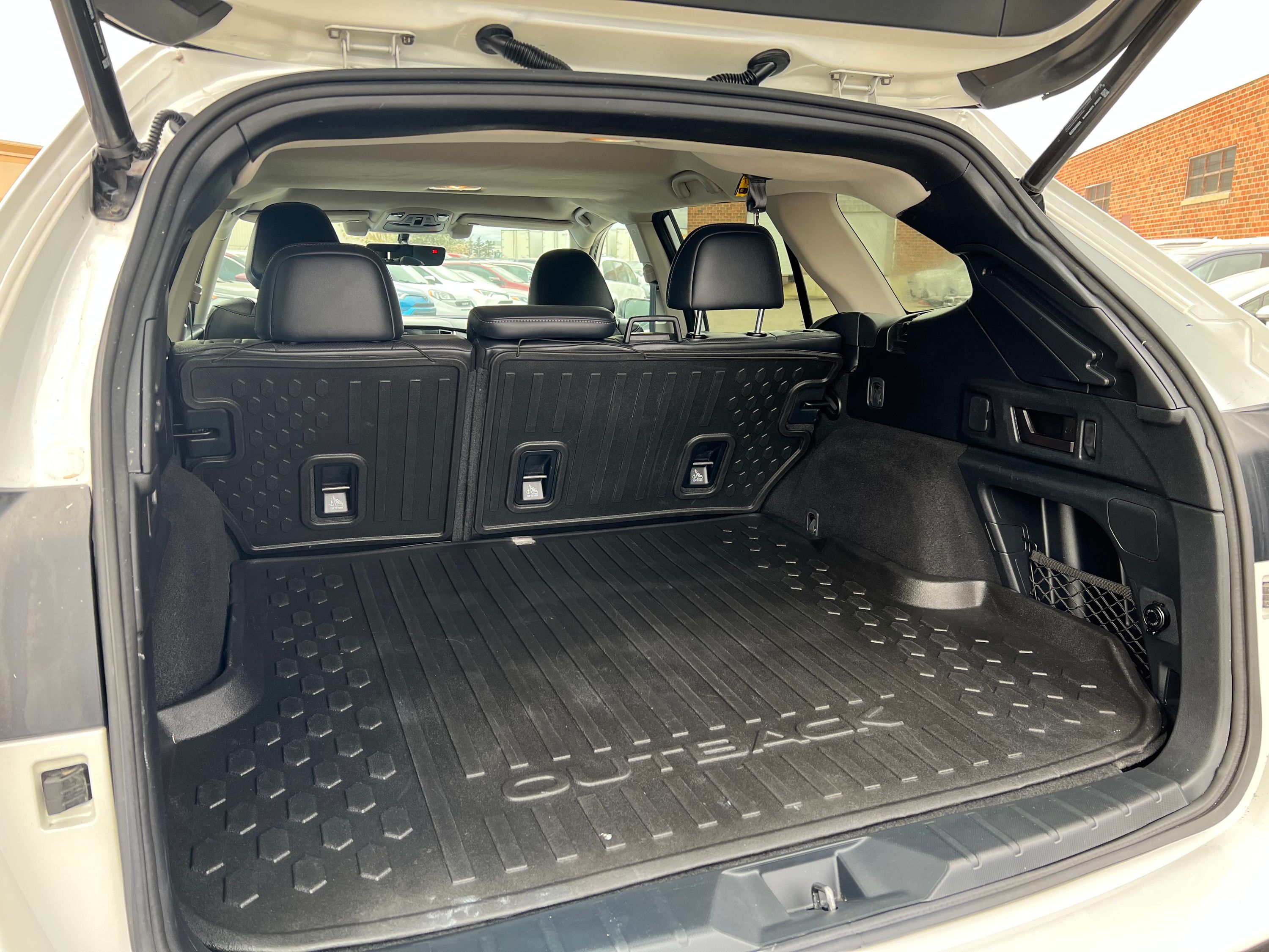 2021 Subaru Outback Limited XT, photo 10