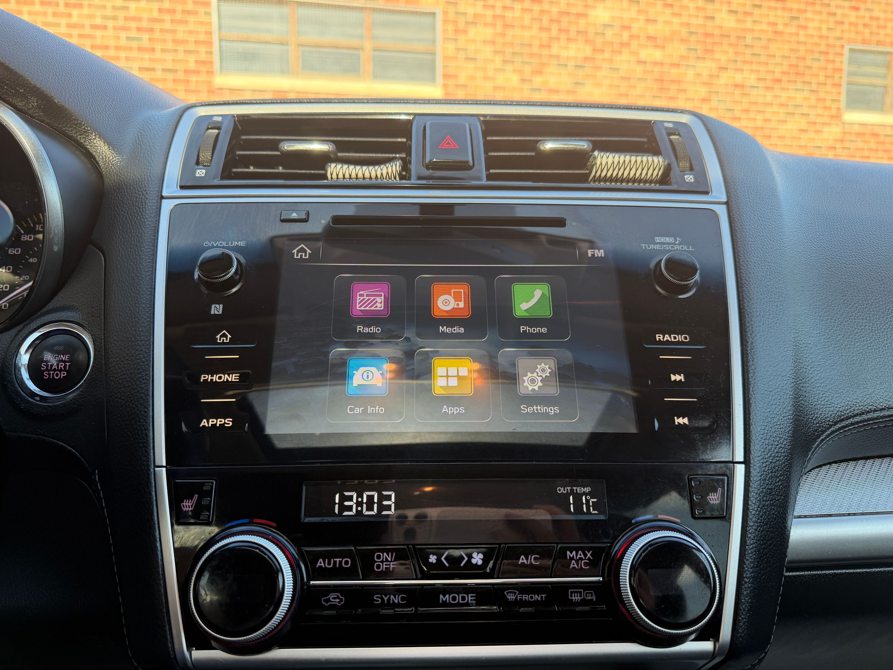 2018 Subaru Outback Premier w/EyeSight Package, photo 19