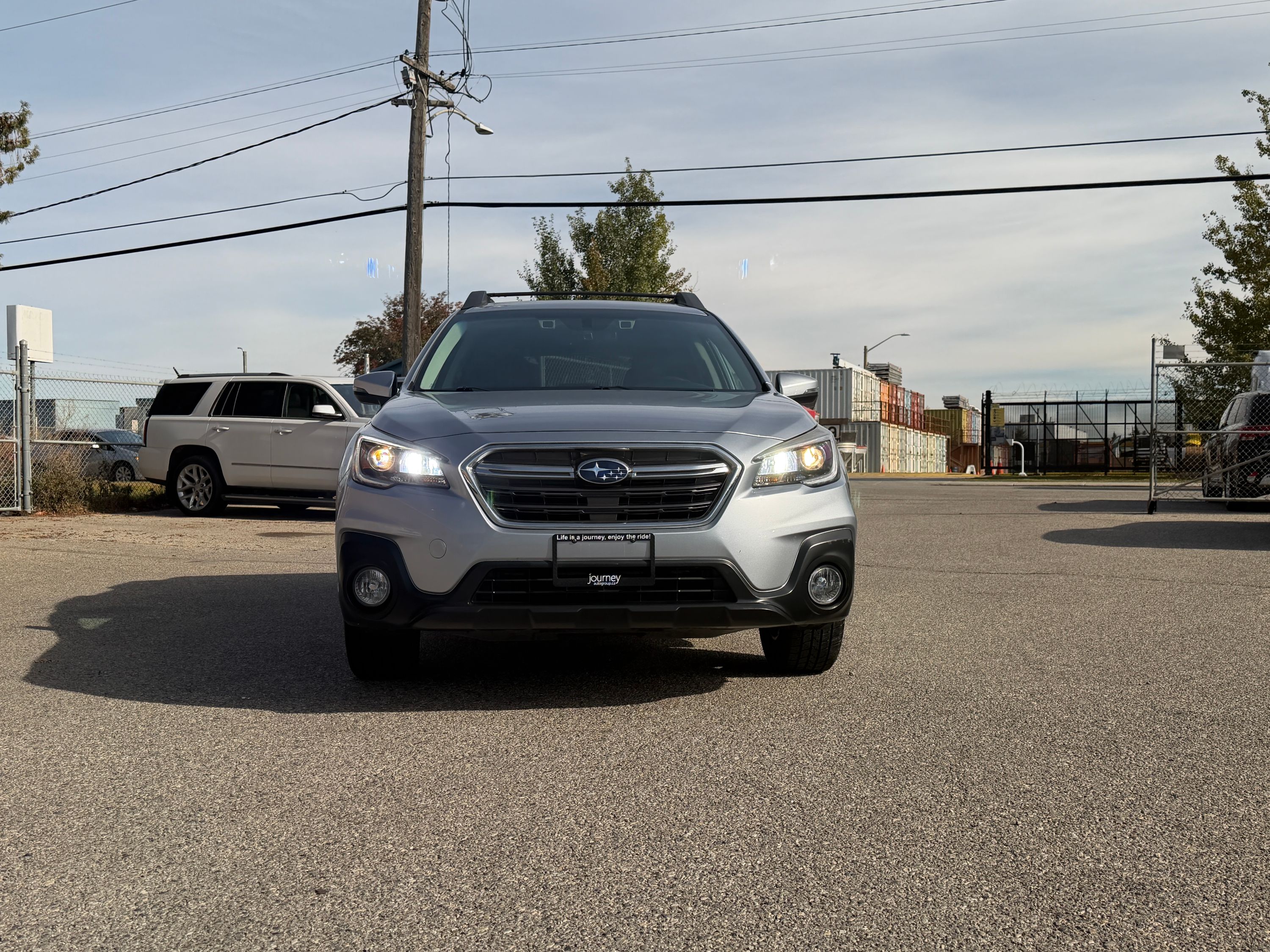 2018 Subaru Outback Premier w/EyeSight Package, photo 2