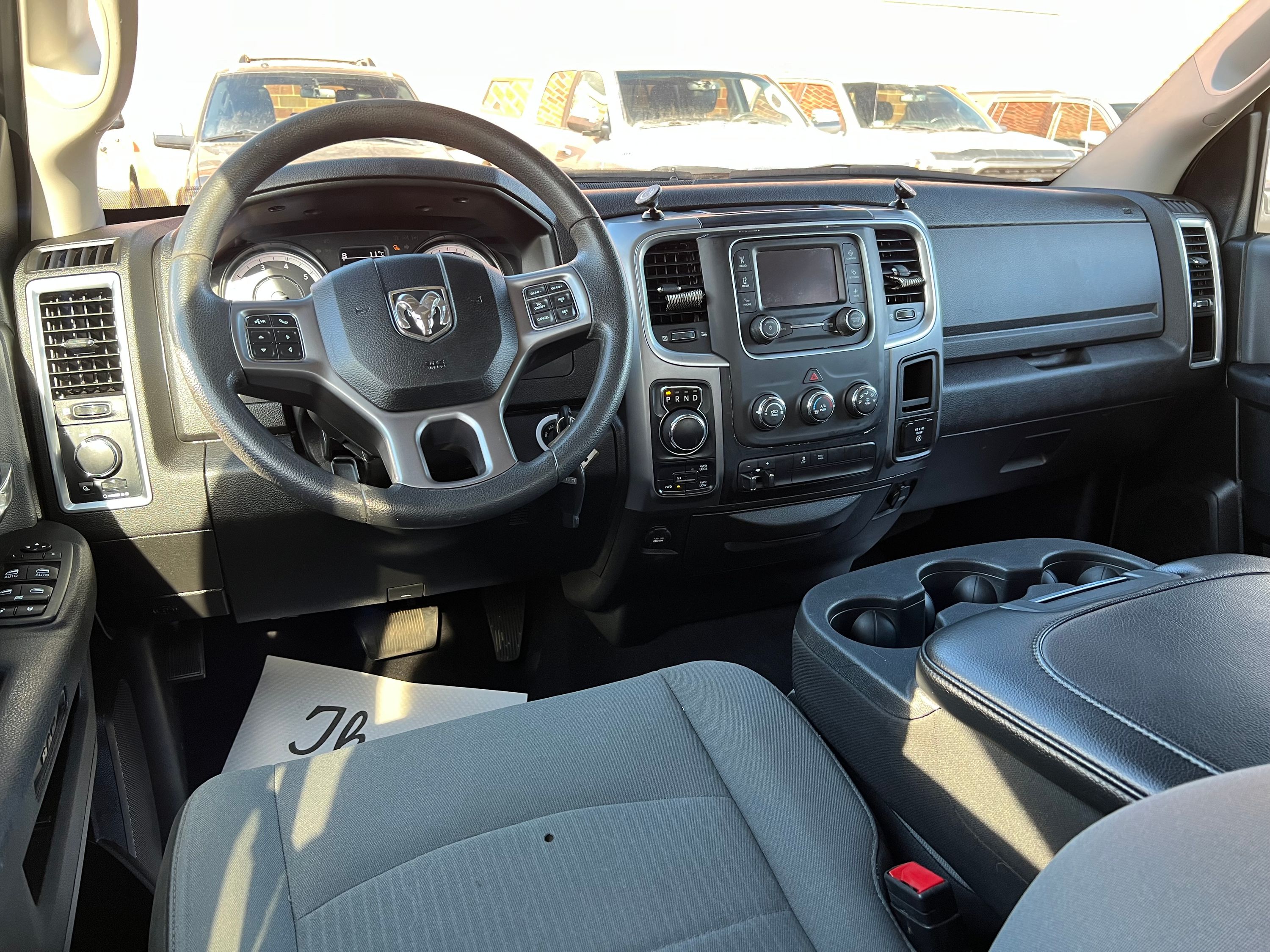 2022 RAM Ram 1500 Classic SLT, photo 11