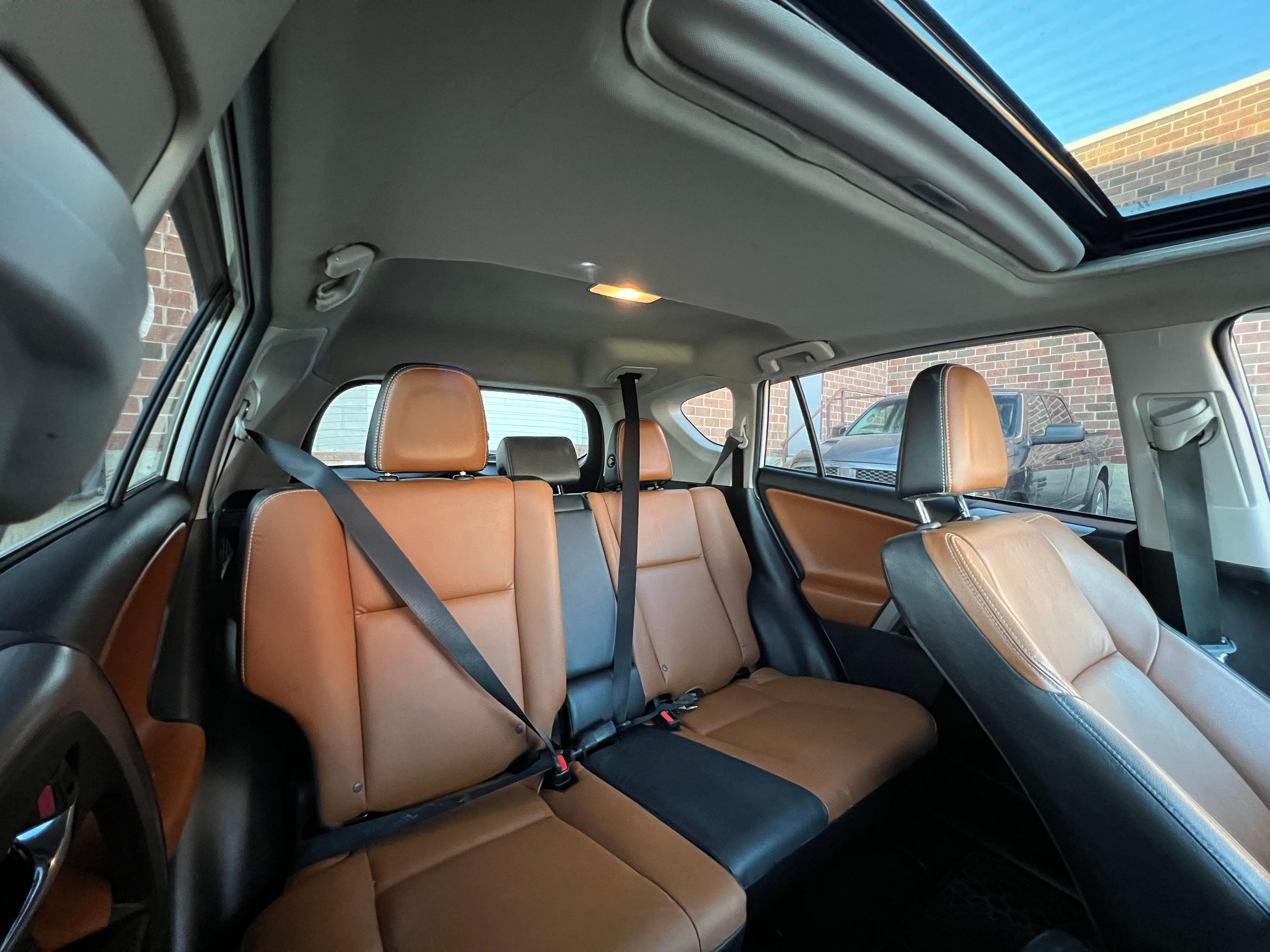 2018 Toyota RAV4 Limited, photo 14