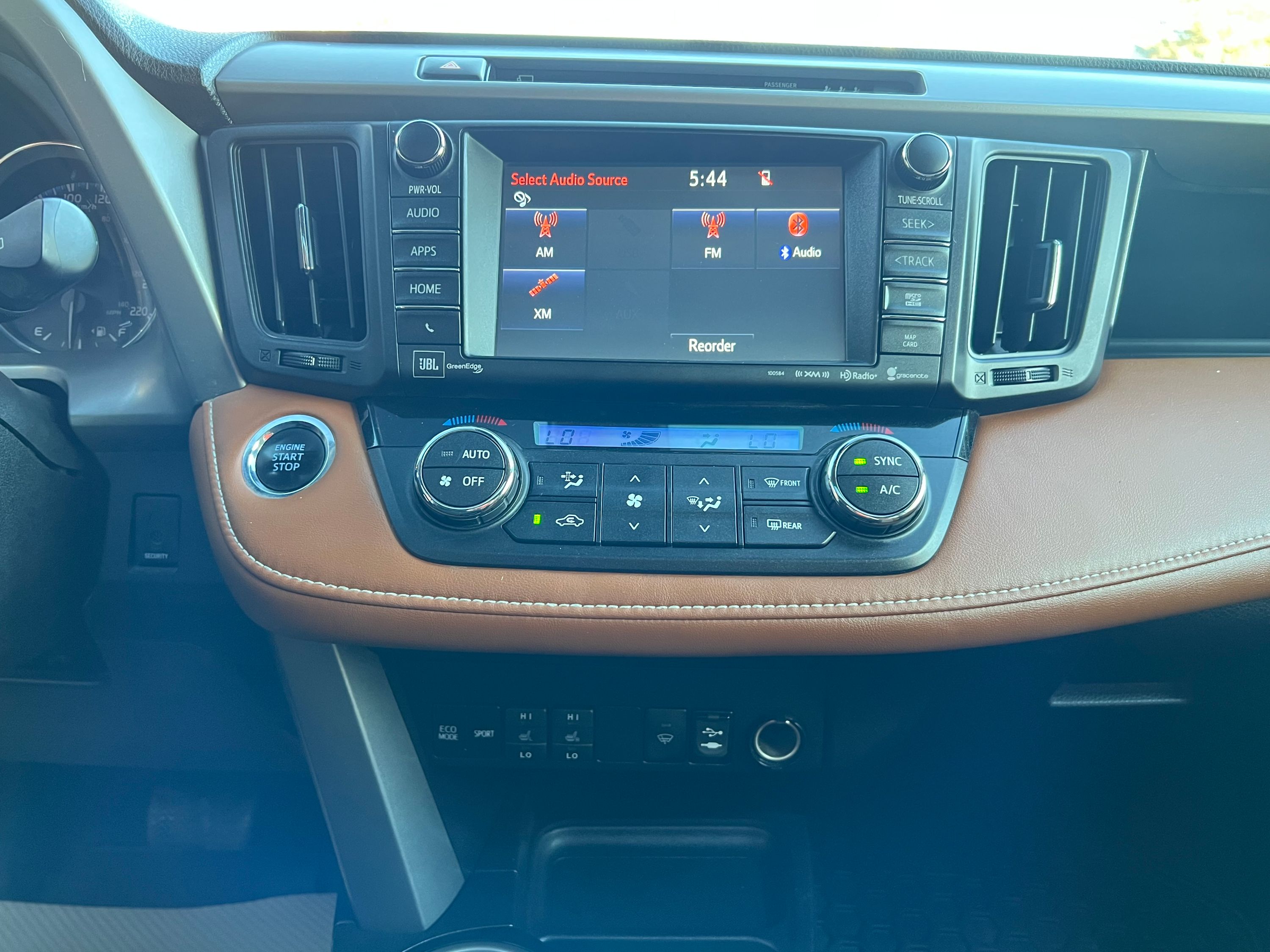 2018 Toyota RAV4 Limited, photo 19