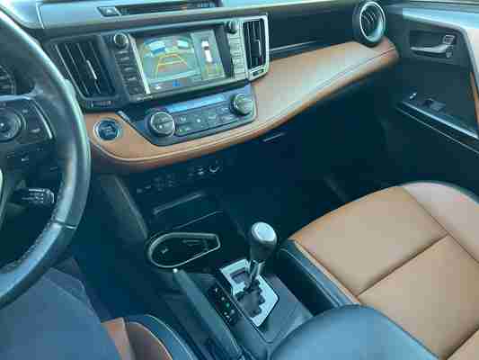 2018 Toyota RAV4 Limited, photo 18