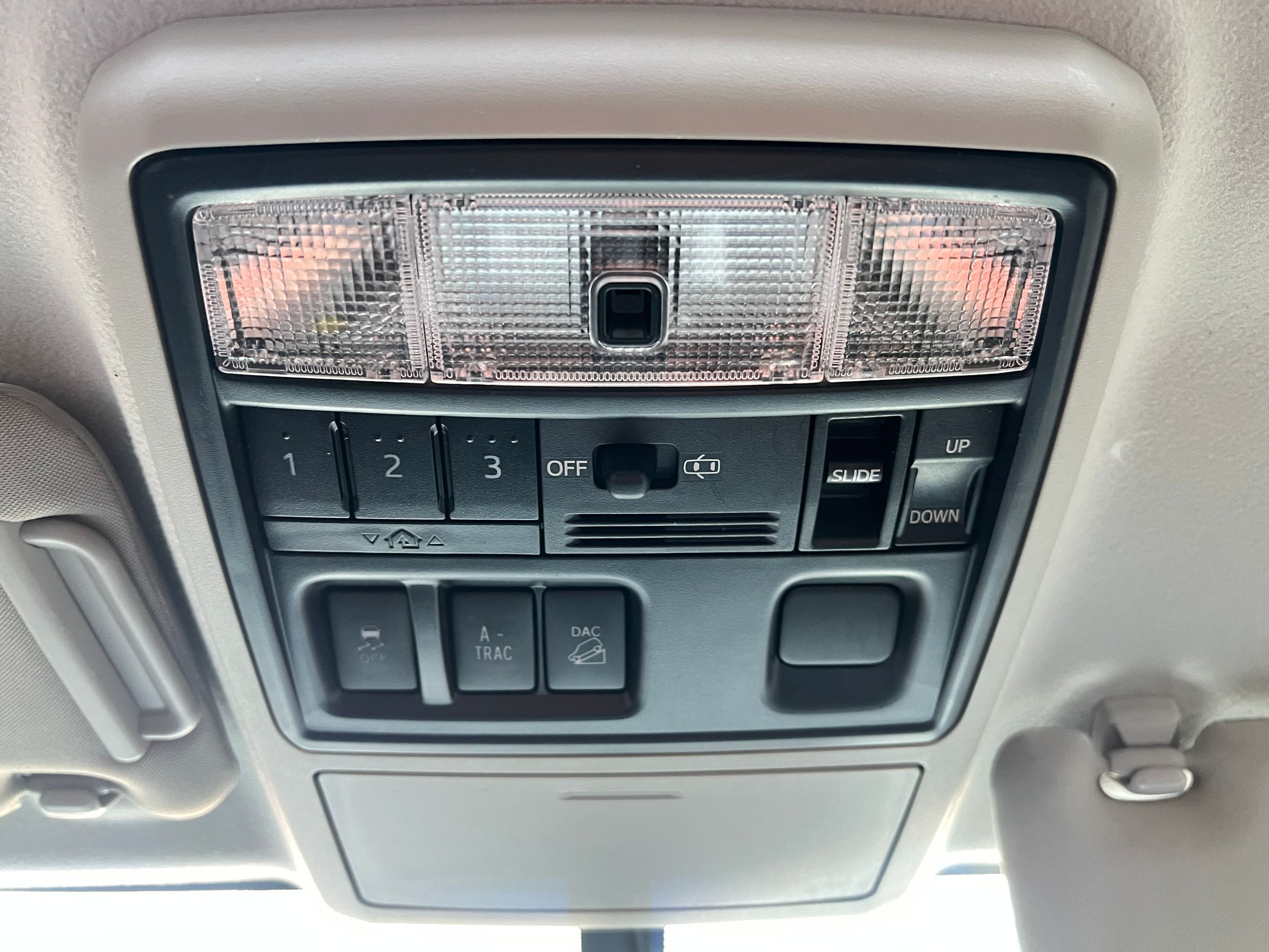 2016 Toyota 4Runner Limited, photo 20