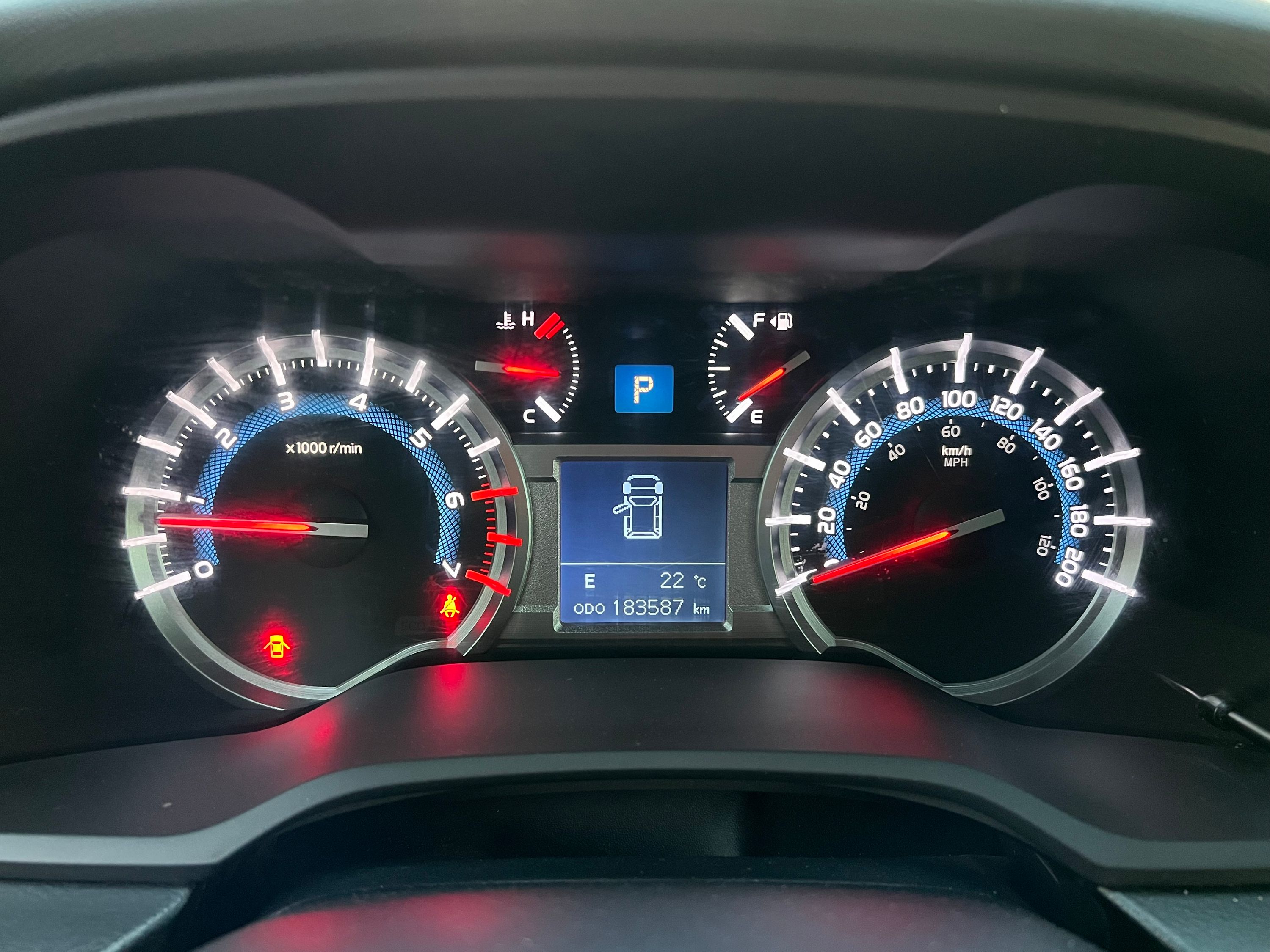 2016 Toyota 4Runner Limited, photo 16