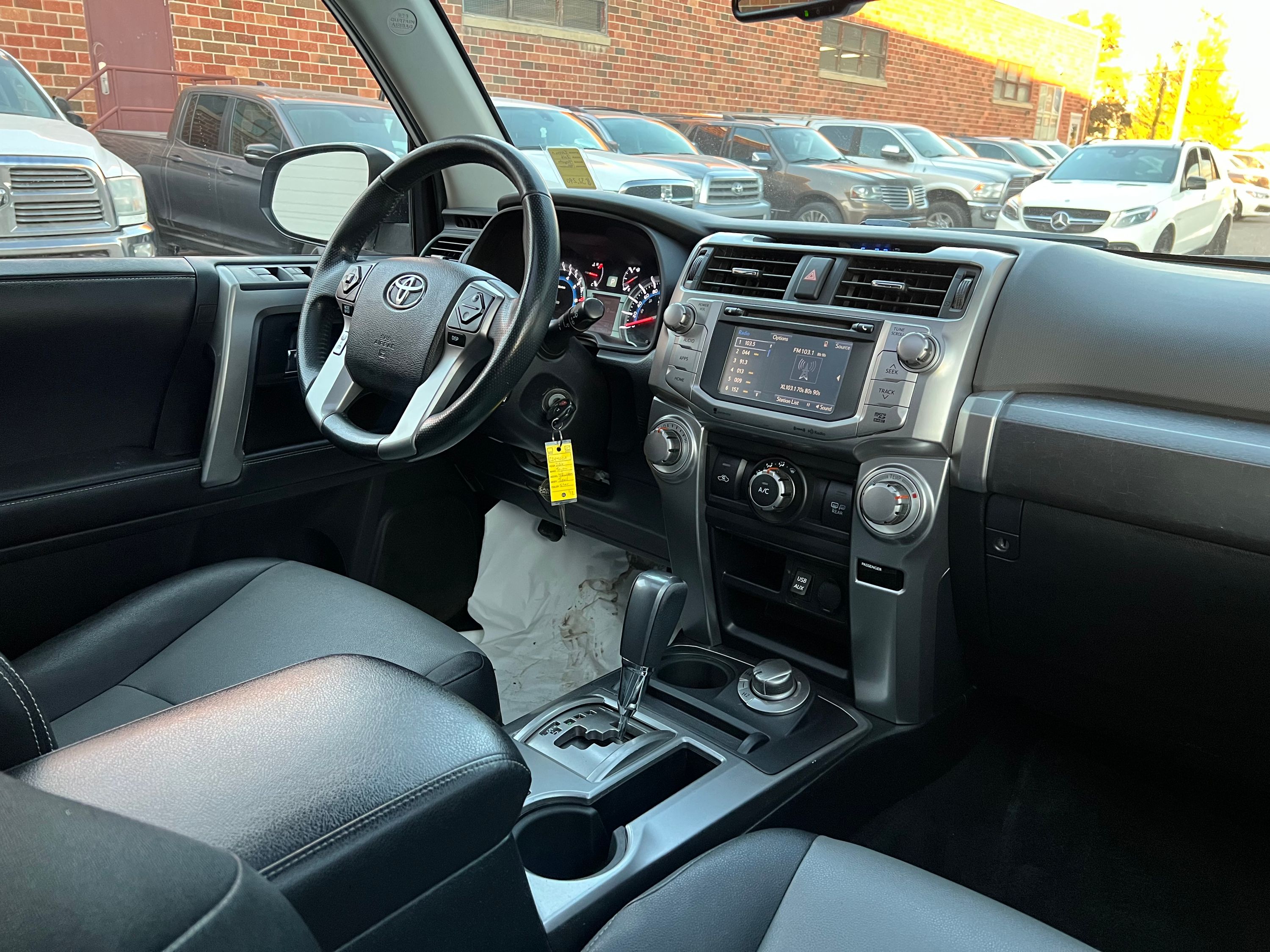 2016 Toyota 4Runner Limited, photo 13