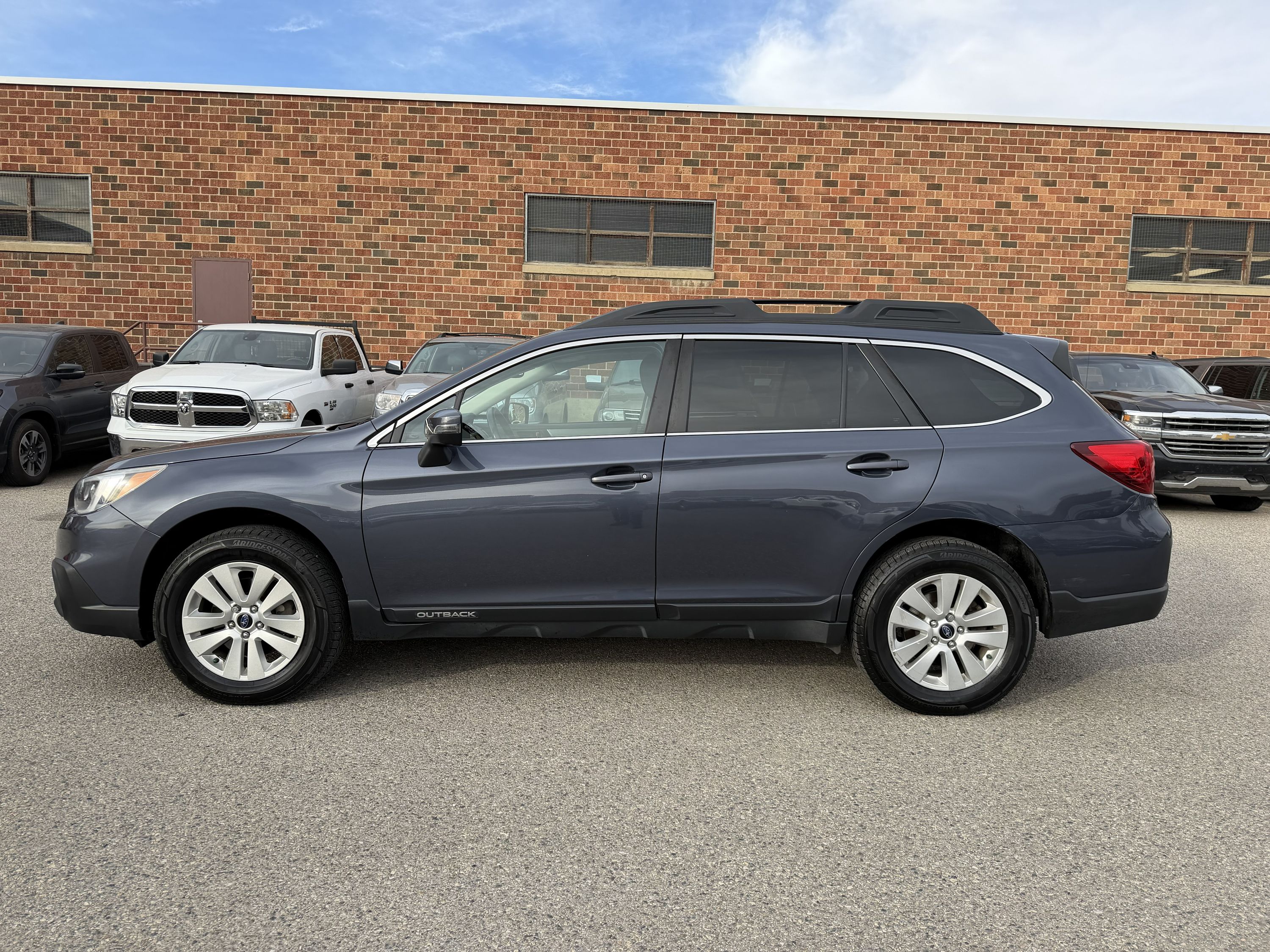 2017 Subaru Outback Touring Package, photo 8
