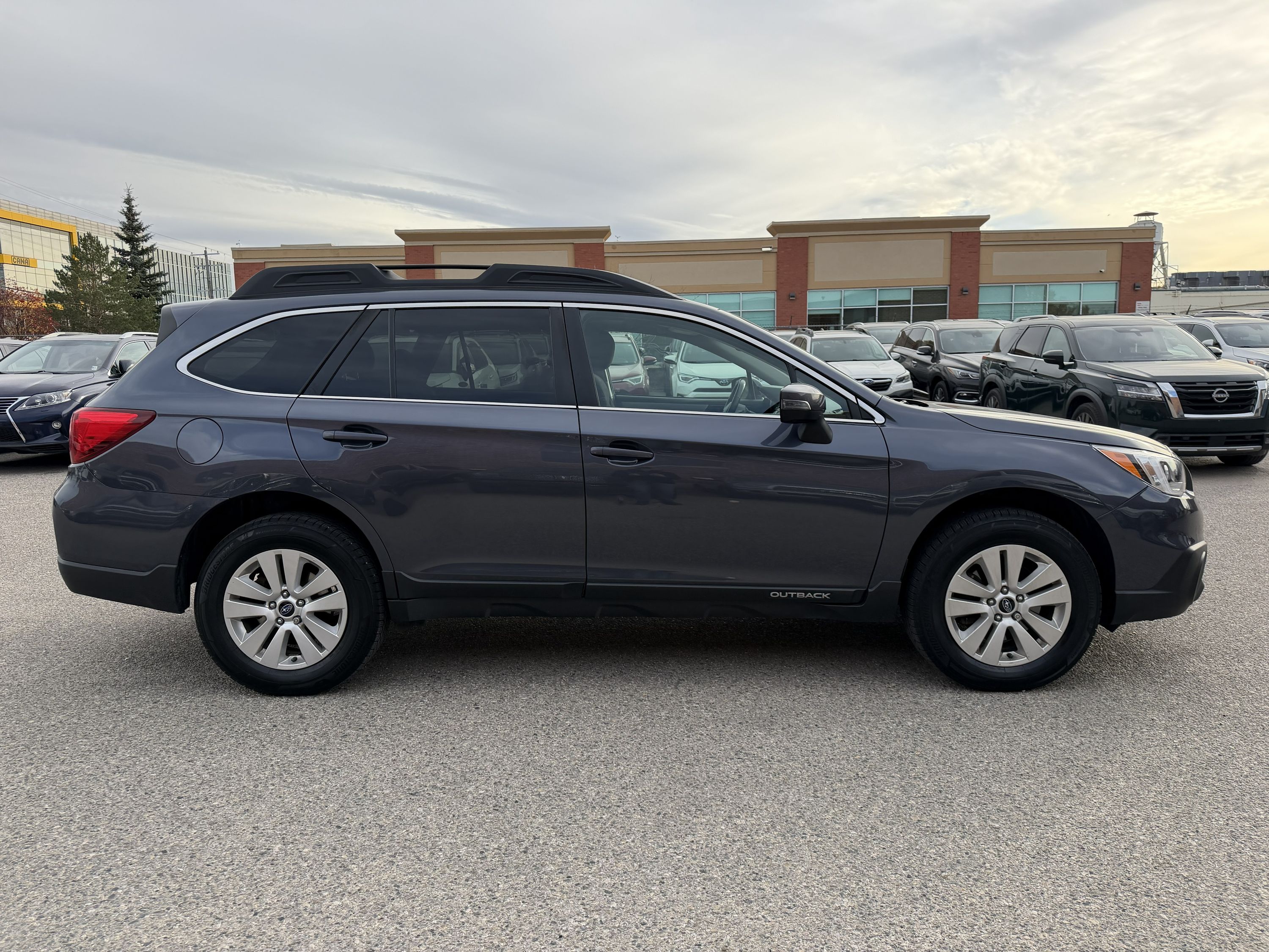 2017 Subaru Outback Touring Package, photo 4