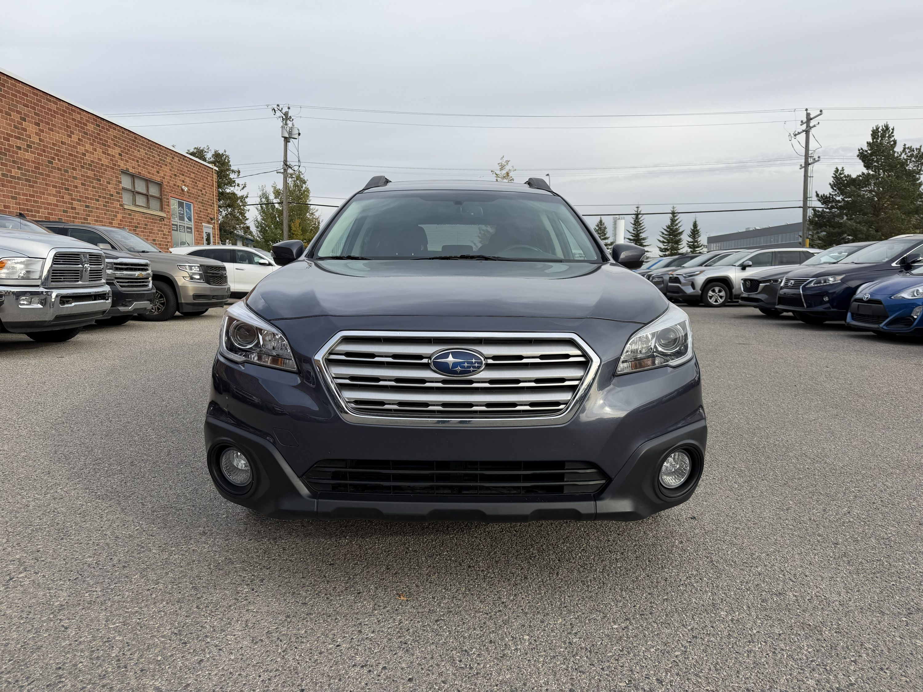 2017 Subaru Outback Touring Package, photo 2