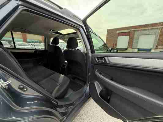 2017 Subaru Outback Touring Package, photo 18